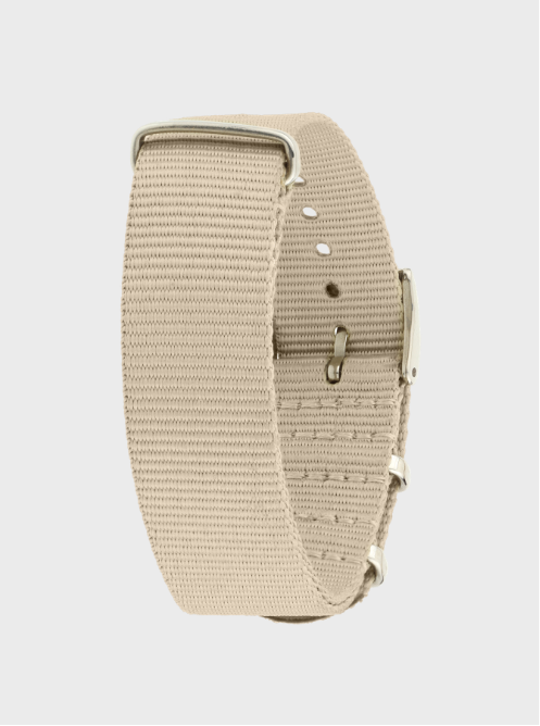 Bracelet Nato 20 mm sable en tissu, boucle métal et rangée de trous