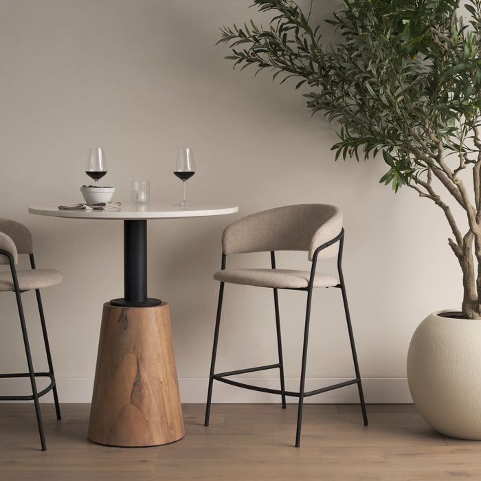 Carolyn Stool
