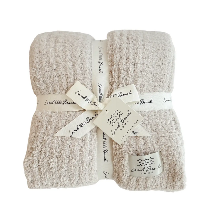 Embrace Throw | Ribbed