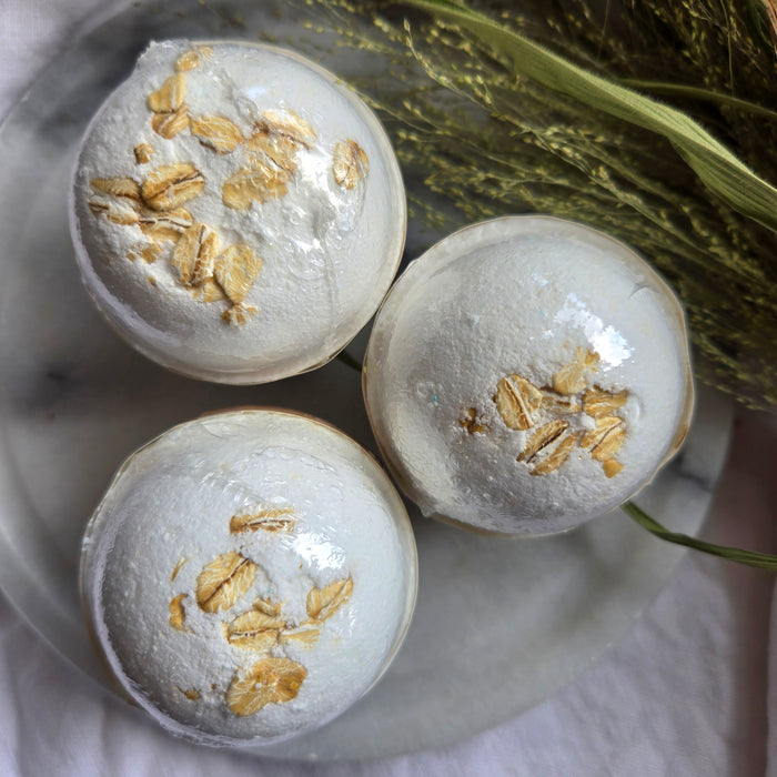 Oat and Honey : Bath Bomb